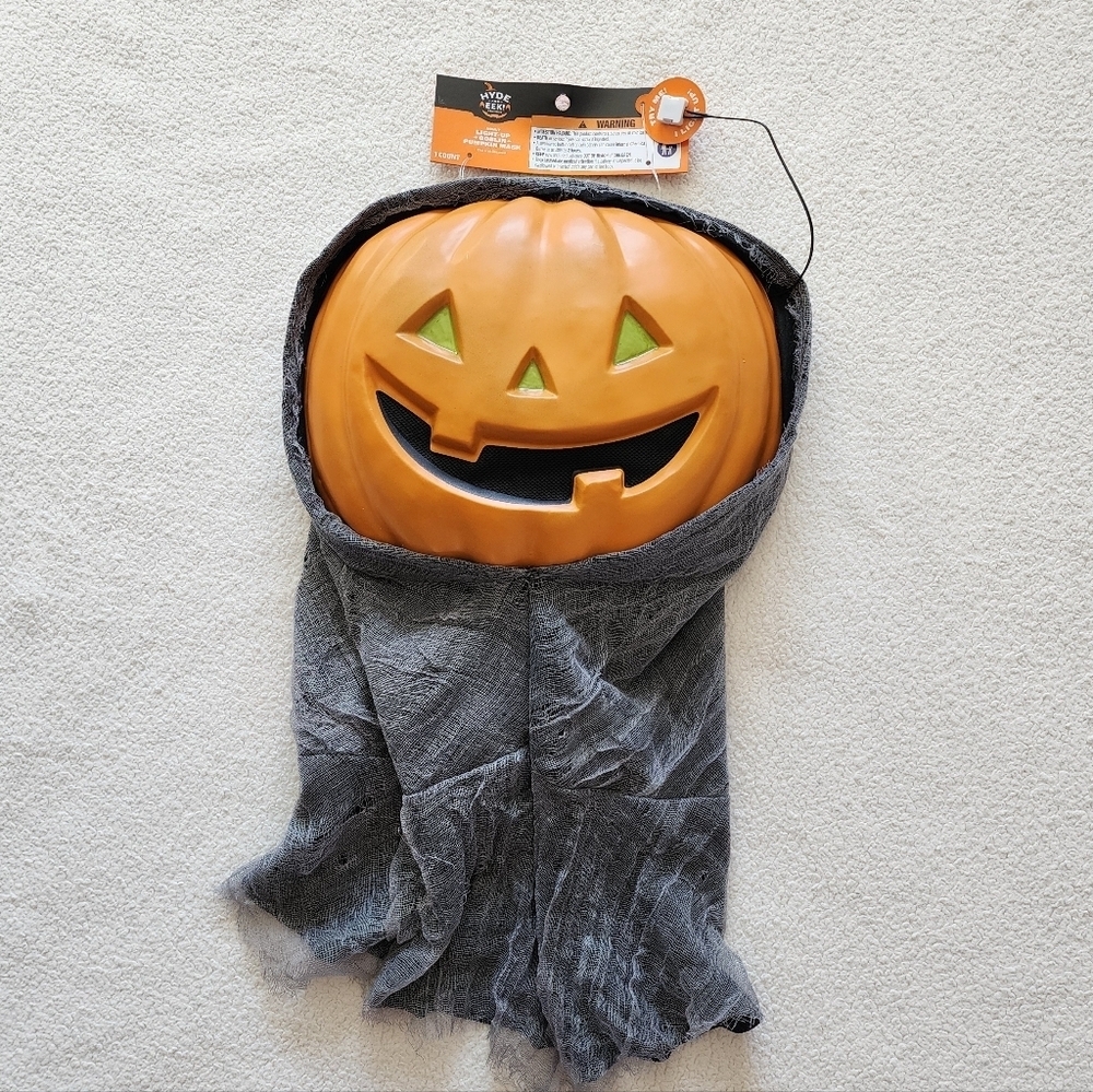 New Hyde and EEK Adult Light Up Goblin Pumpkin Halloween Mask Jack o lantern
